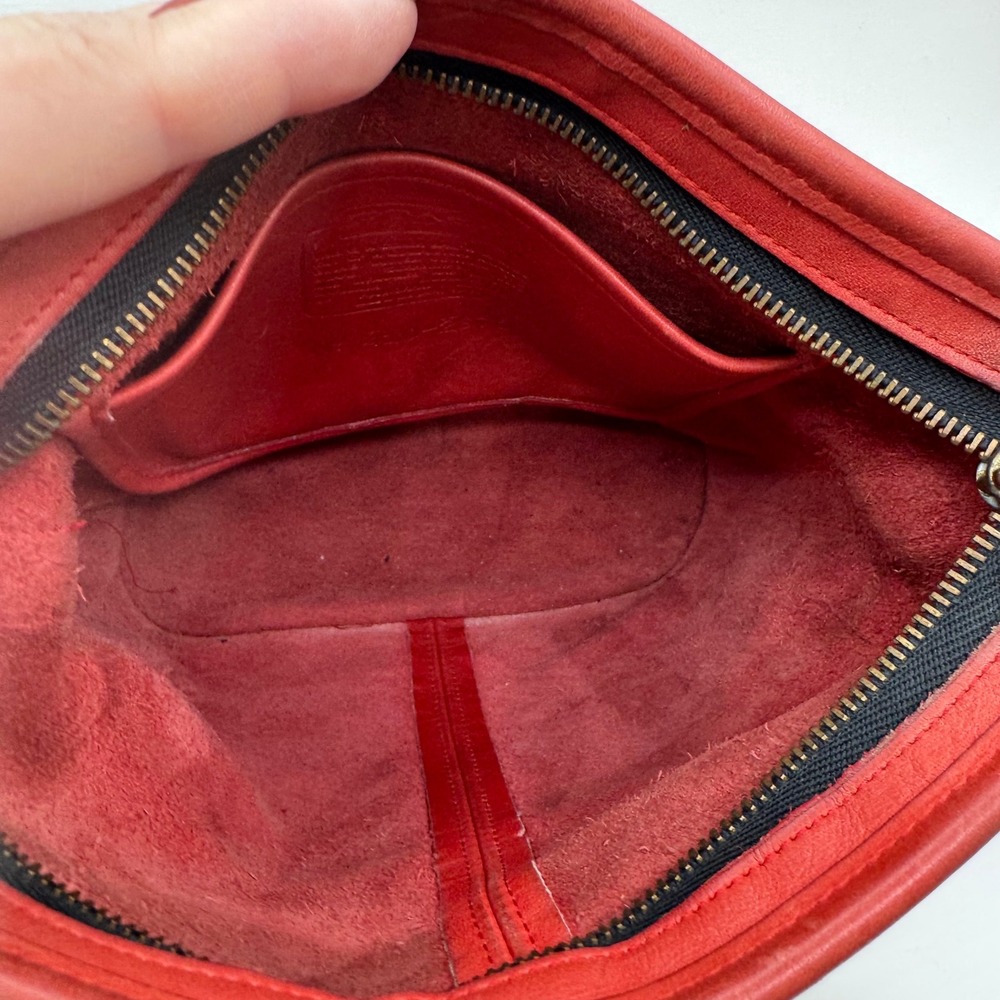 Coach Vintage Red Leather Bleecker Crossbody Bag Bucket Bag Brass Hardware FLAWS - Picture 10 of 12